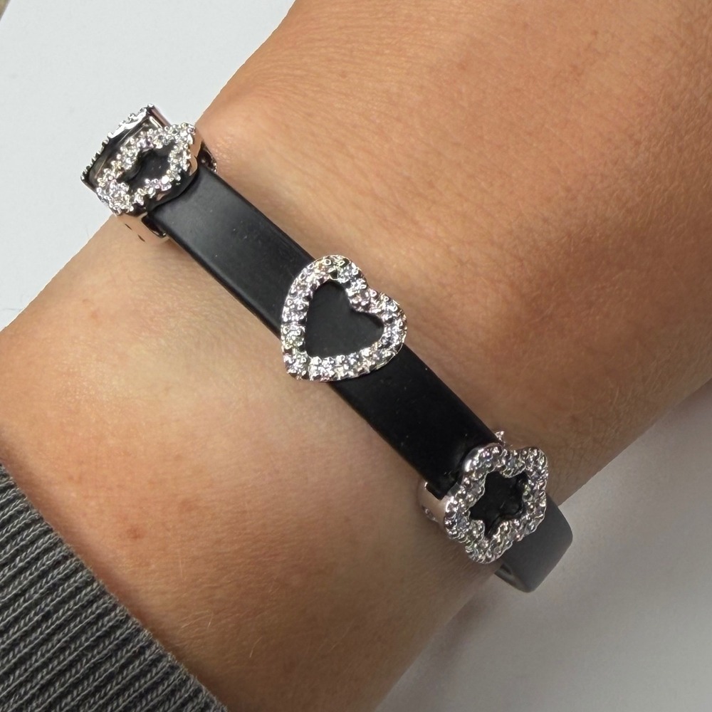 DEE BERKLEY JEWLRY DBJ Rubber Bangle Black Heart Star 925 Sterling Silver